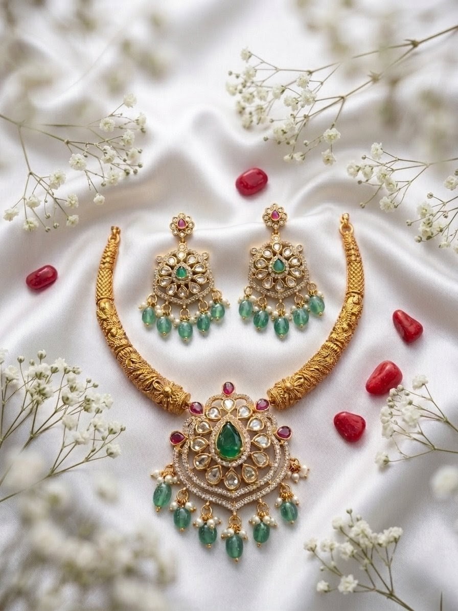 Emerald Royale Heritage Necklace Set