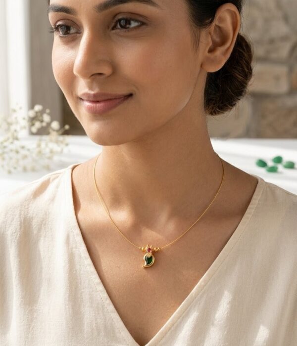 Emerald Charm Pendant Set