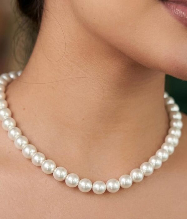 Luna Pearl Choker