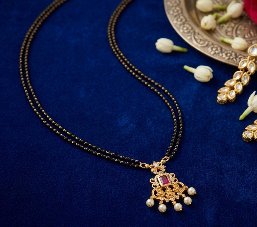 Crimson Pearl Pendant Necklace