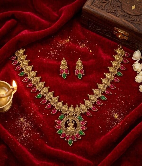 Lakshmi Vaibhav Necklace Set