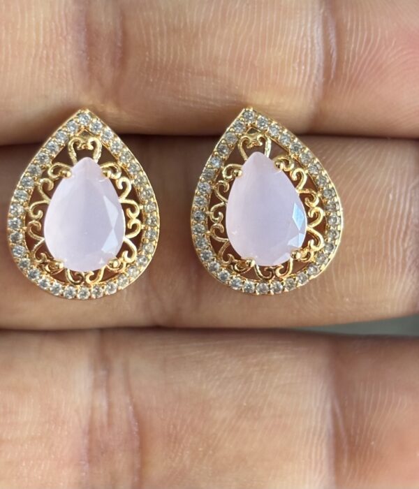Lavender Teardrop Elegance