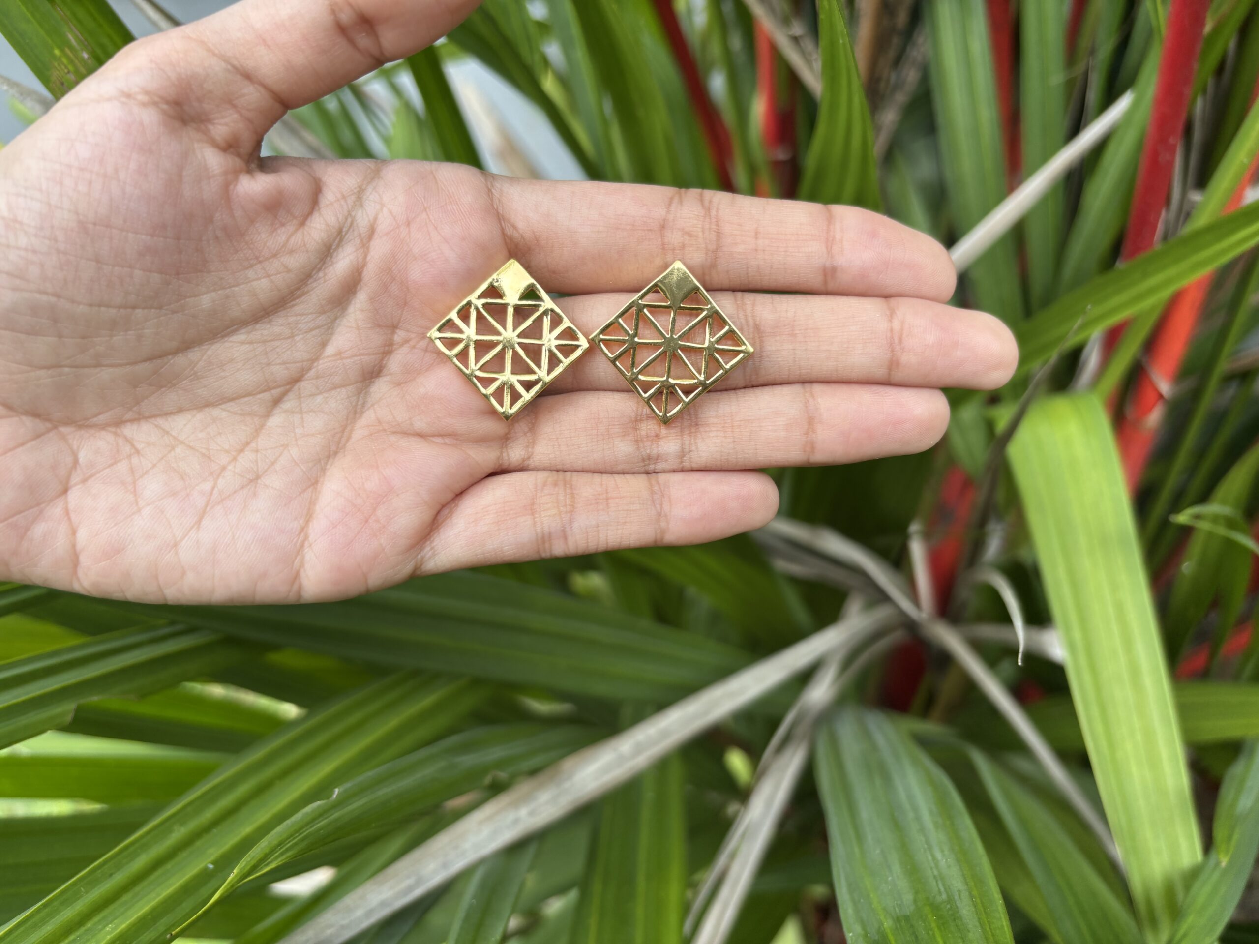 Astera Studs
