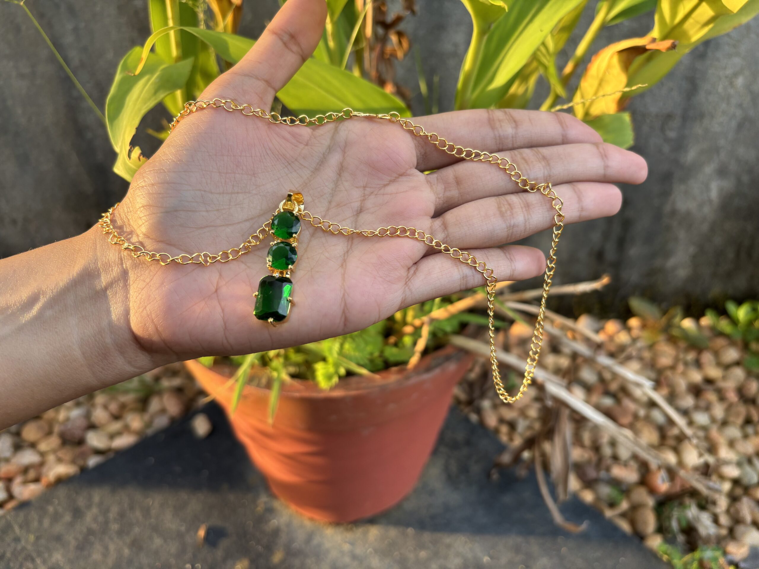 Empress Emerald Necklace Set