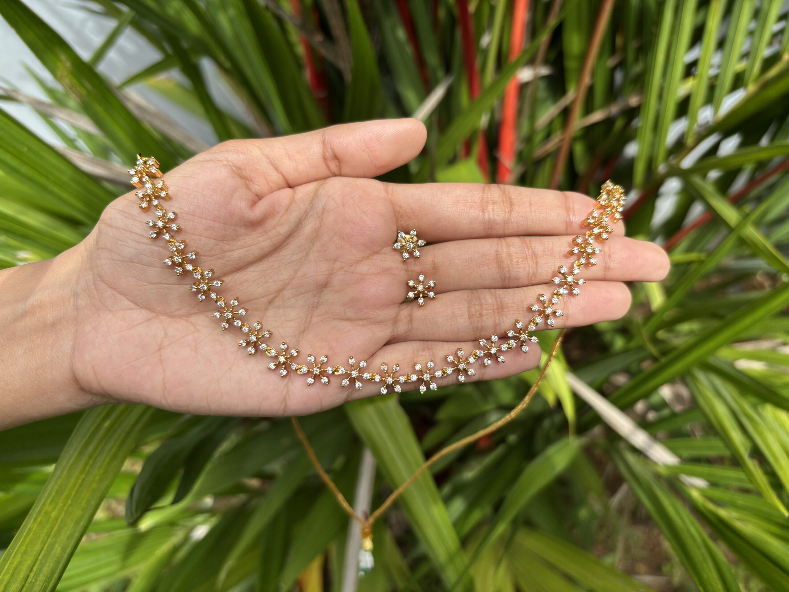 Moonlit Floral Neckpiece With Stud