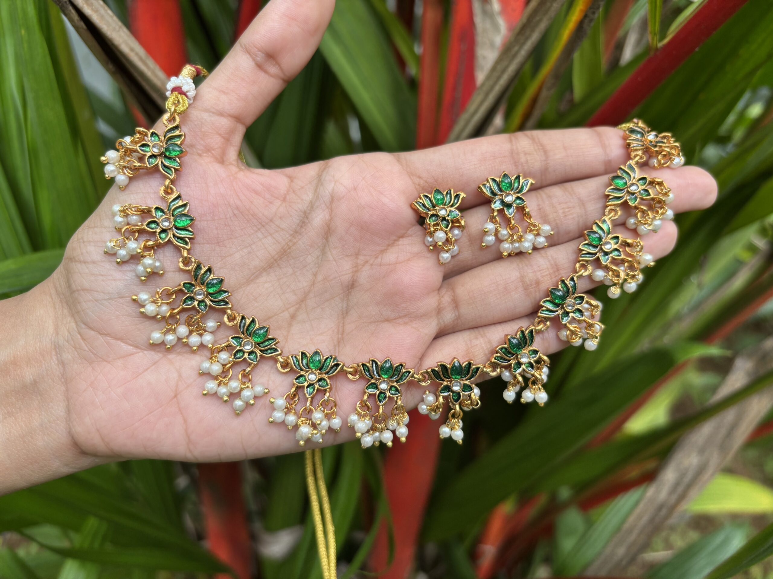 Avantika Mini Lotus Pearl Short Neckpiece With Earring