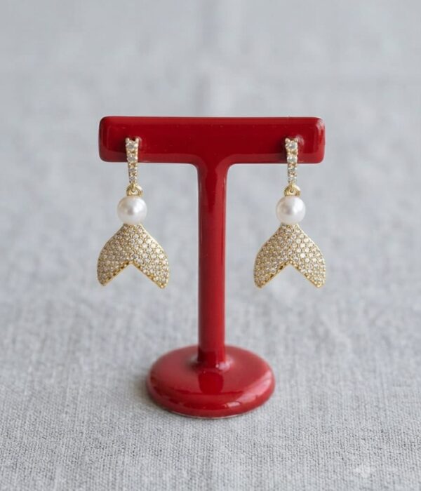 Mermaid Pearl Spark Earrings