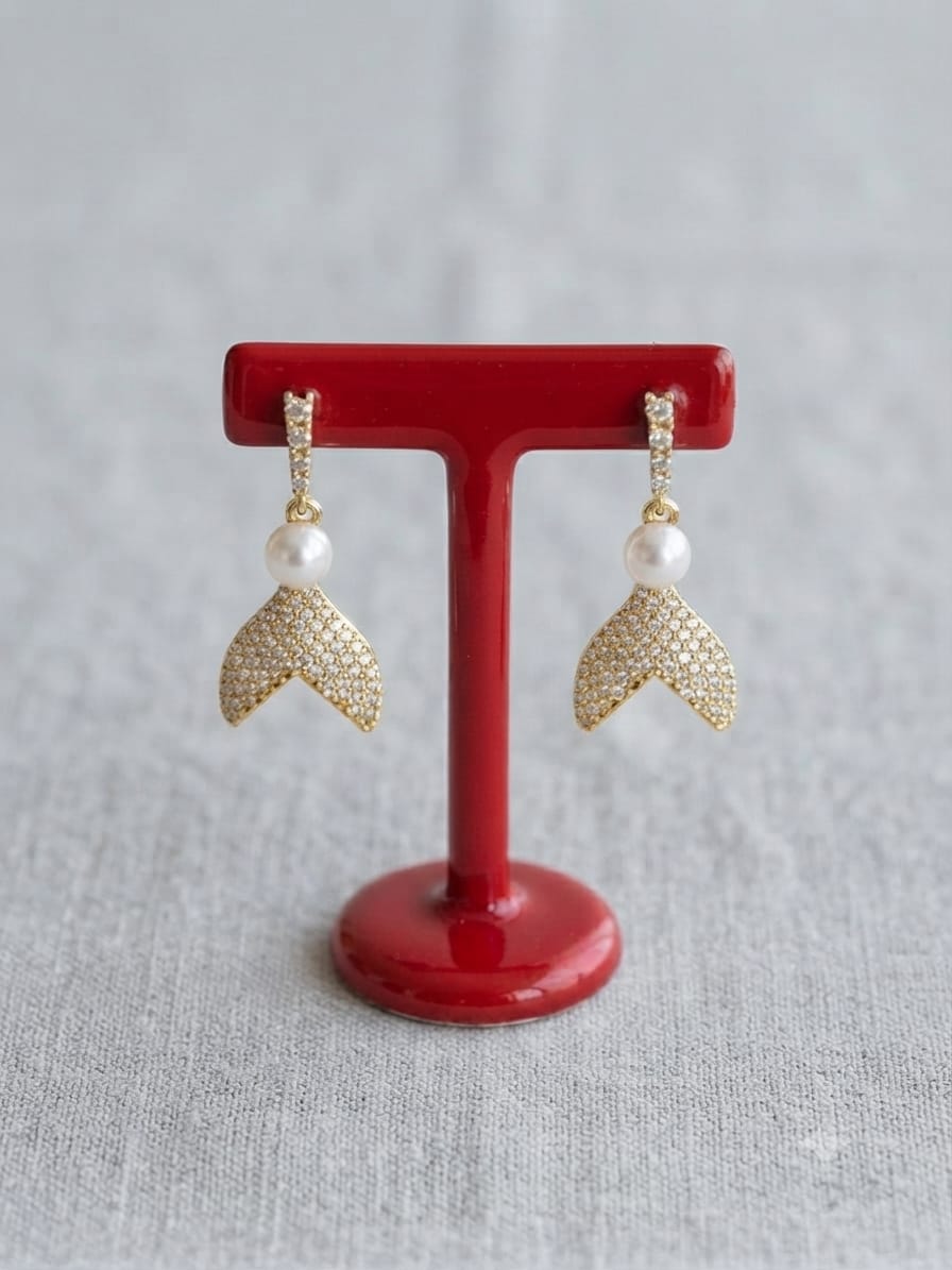 Mermaid Pearl Spark Earrings