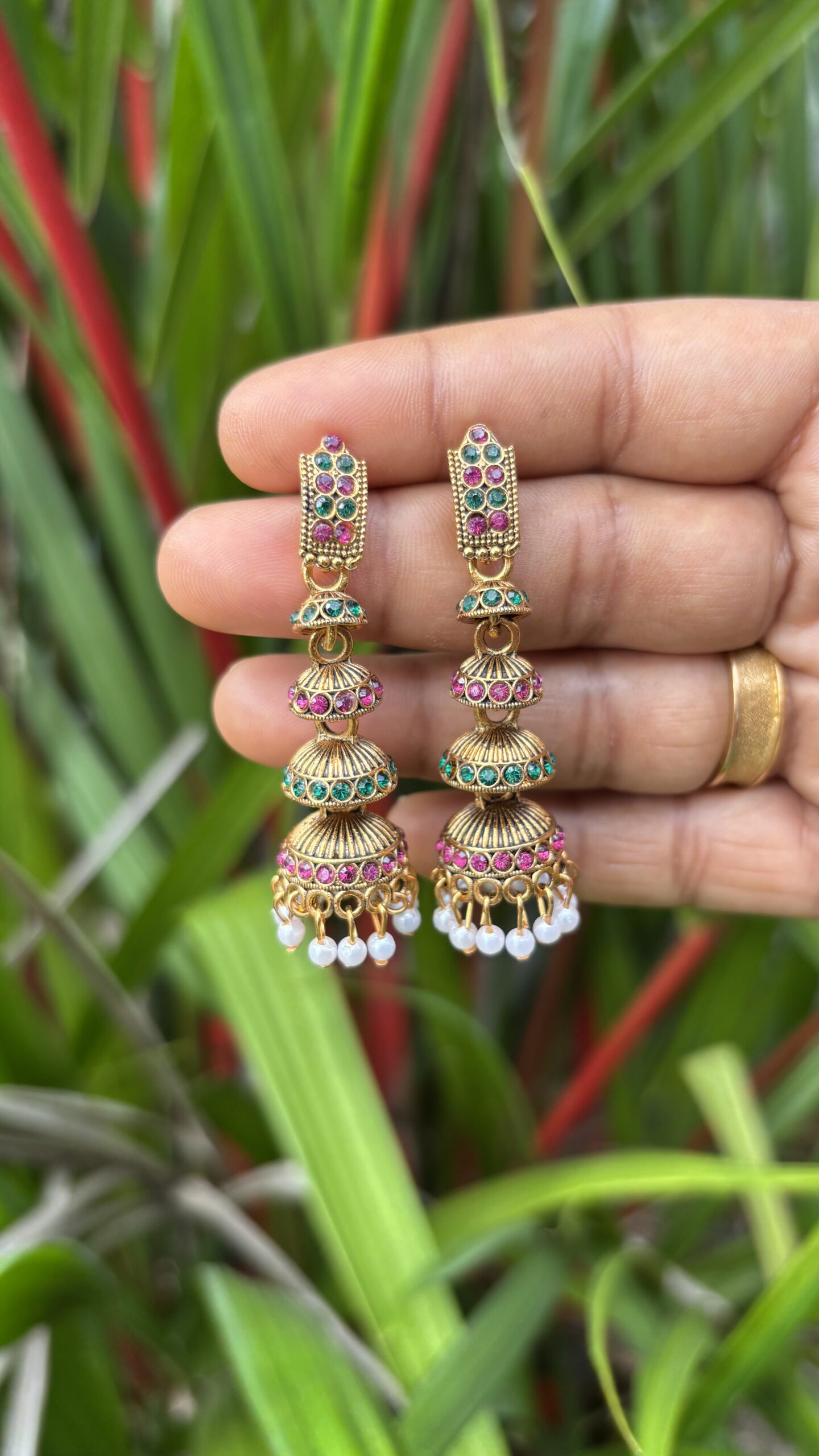Saptami Multi-Step Kemp Jhumkas