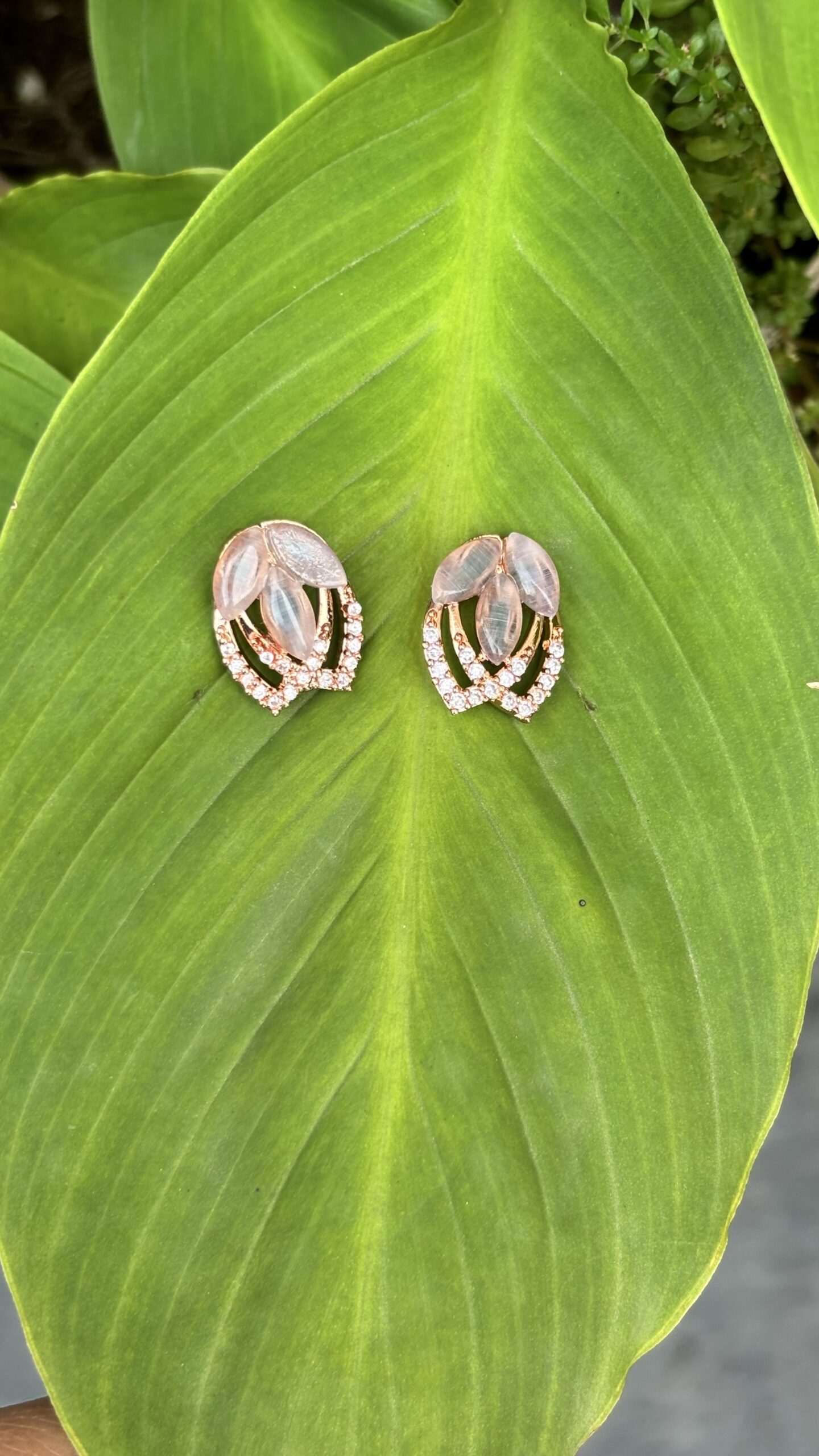 Anvaya Floral Earrings